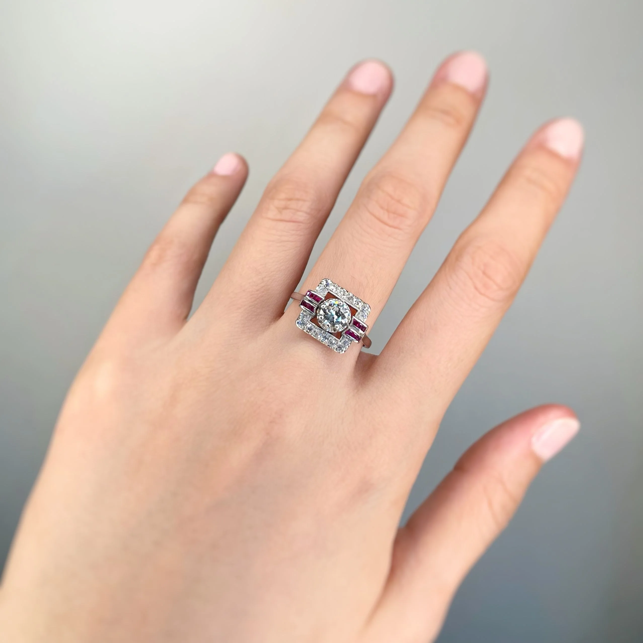Bague Art-Déco - Platine, diamants & rubis - Image 5
