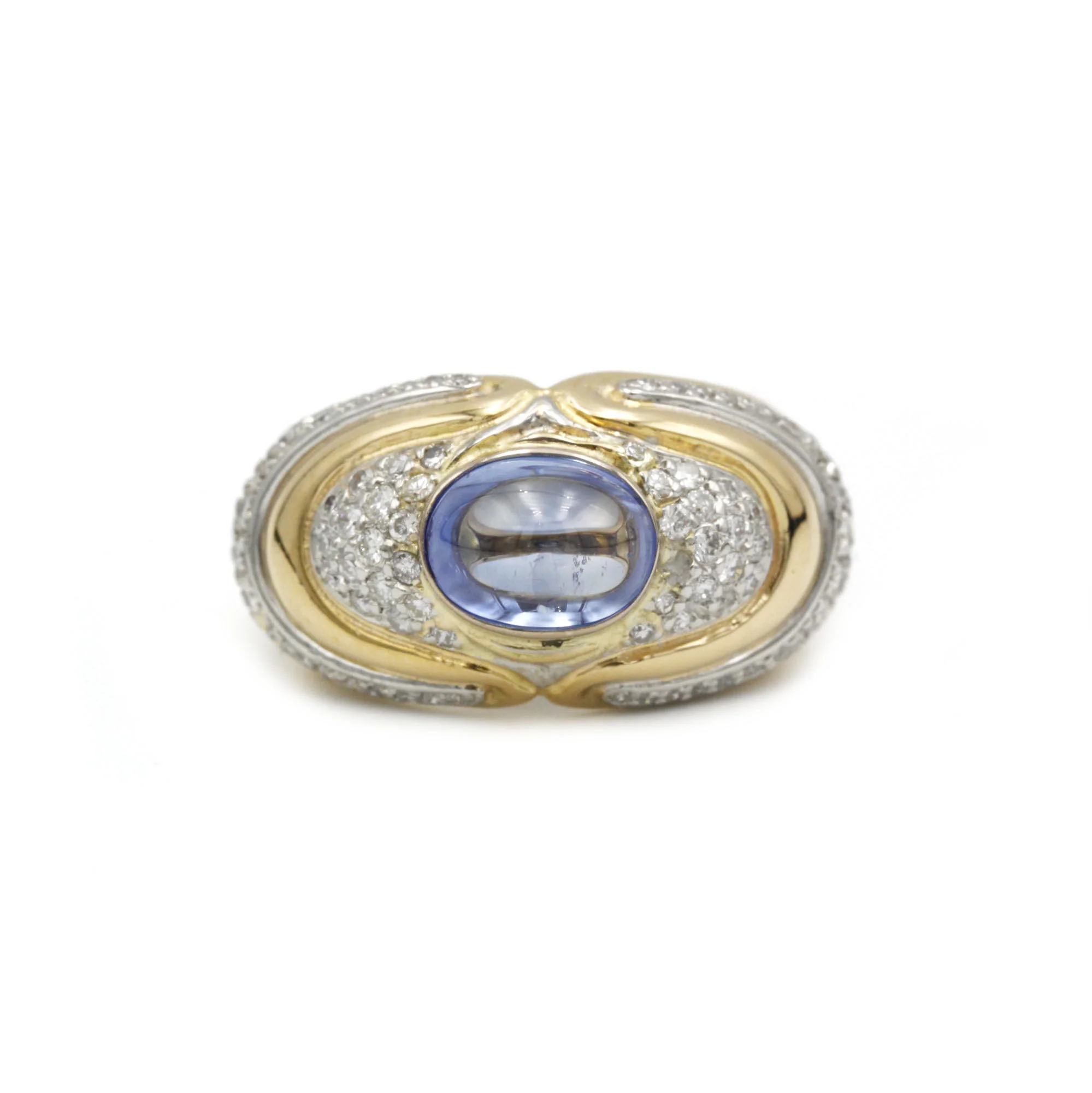 Bague en or jaune, saphir et diamants