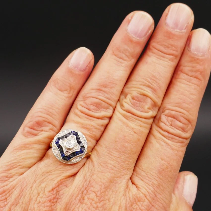 Bague Art Déco Diamants Et Saphirs Calibrés - Image 2