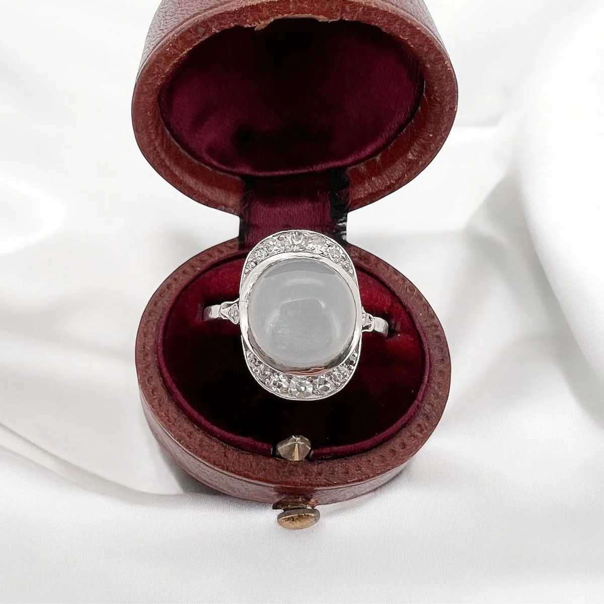 Bague Art Deco Or Pierre de Lune Diamants - Image 2