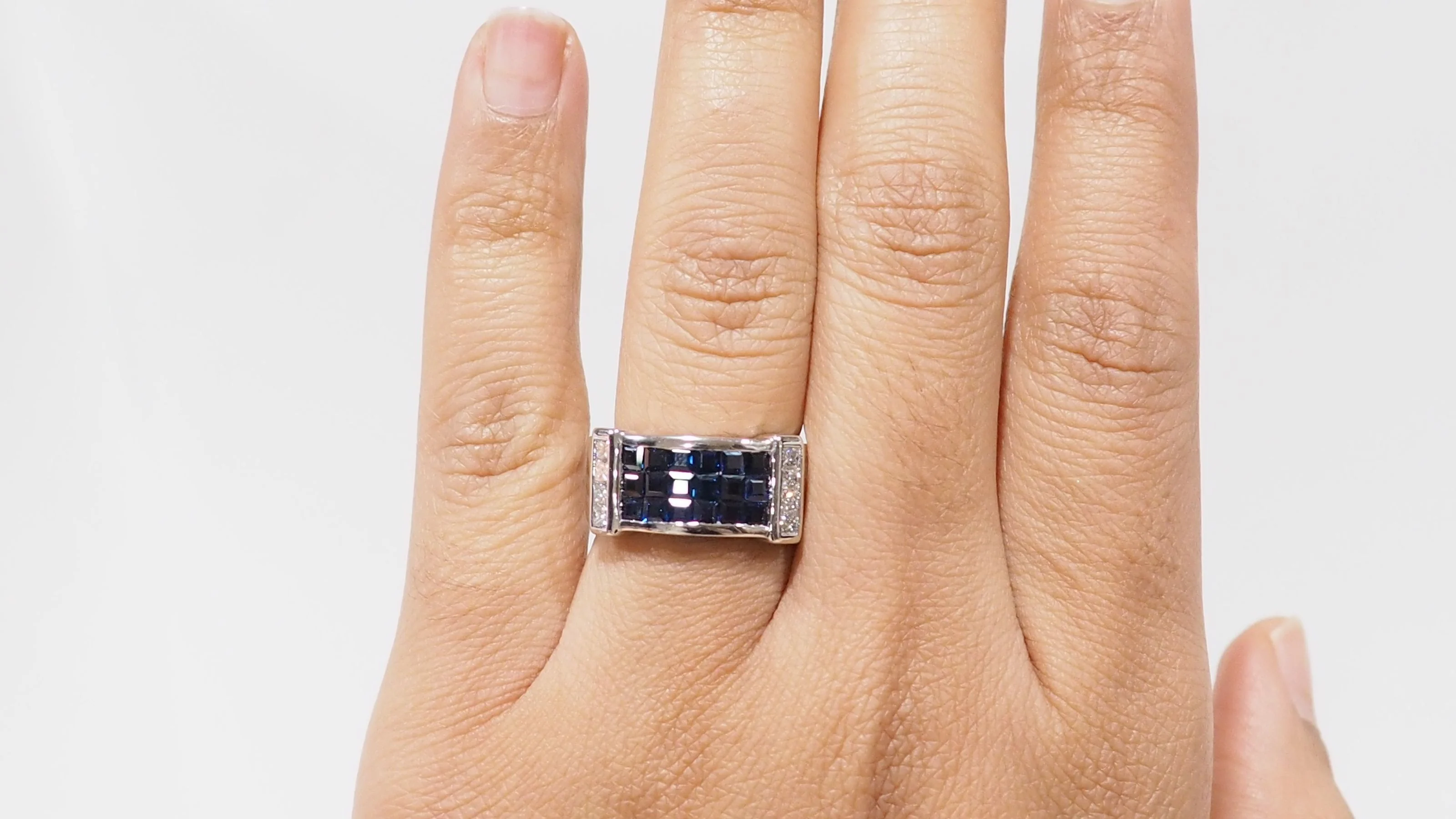 Bague bandeau en or blanc, saphirs et diamants - Image 8