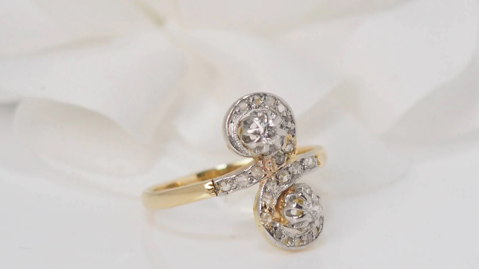 Bague Toi et moi en or bicolore et diamants - Image 3