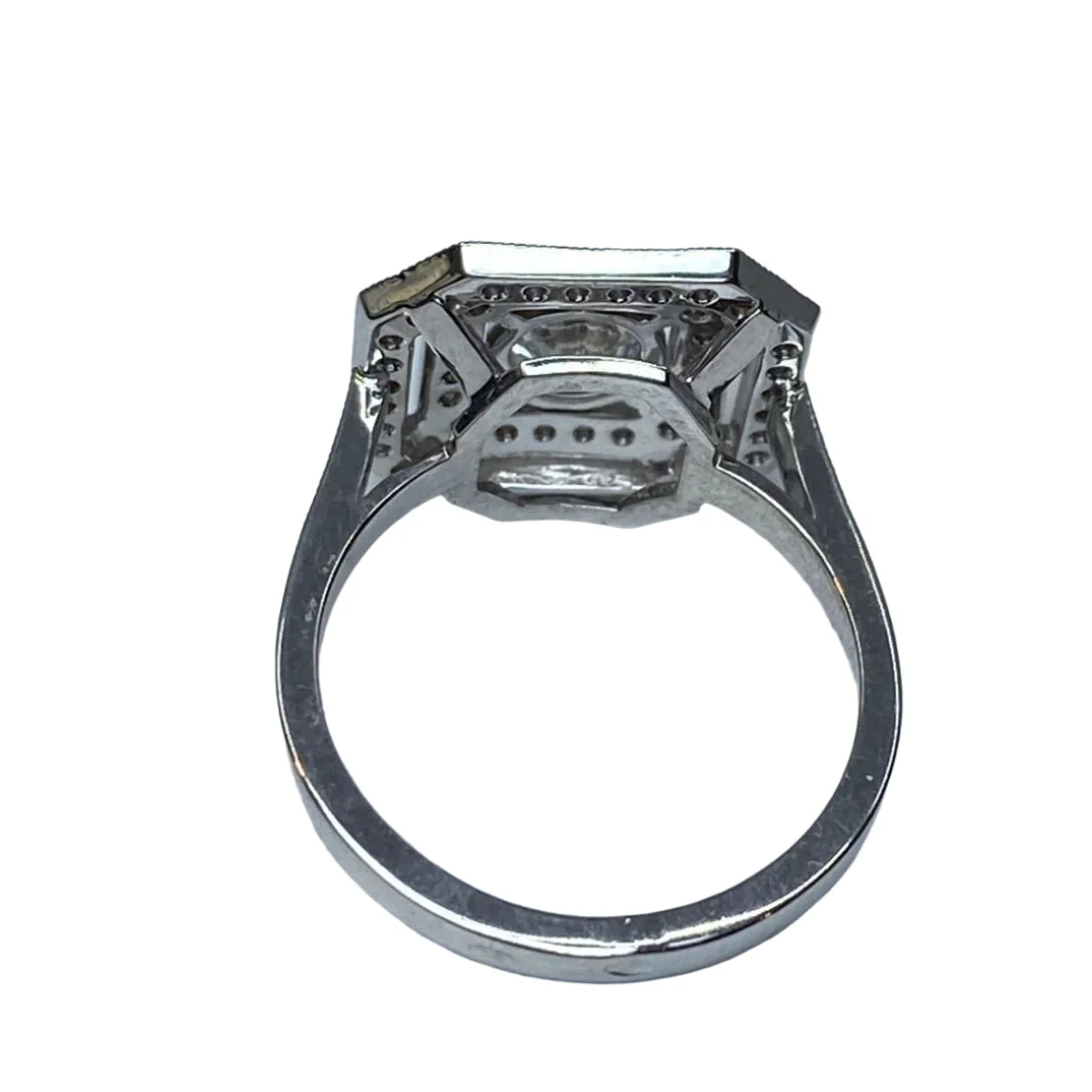 Bague octogonale en or 18 carats ornée de diamants - Image 3