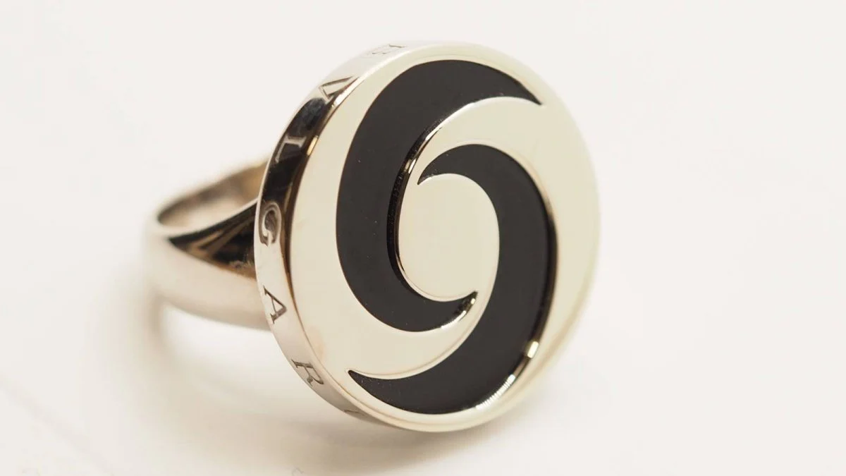 Bague en or blanc et onyx Yin Yang Bulgari - Image 3