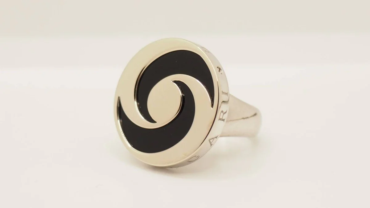Bague en or blanc et onyx Yin Yang Bulgari - Image 4