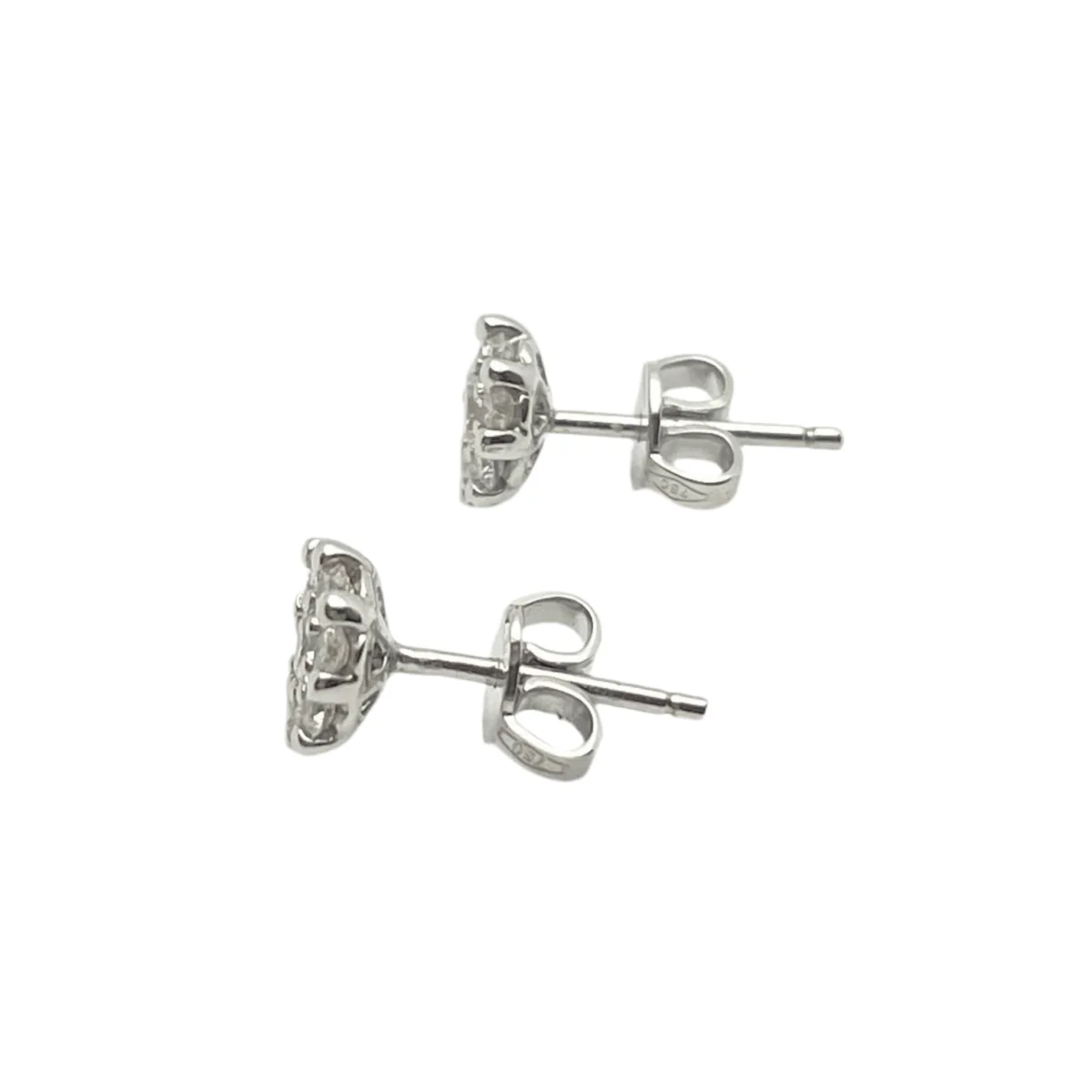 Boucles d'oreilles Puces Marguerite en or et diamants - Image 3