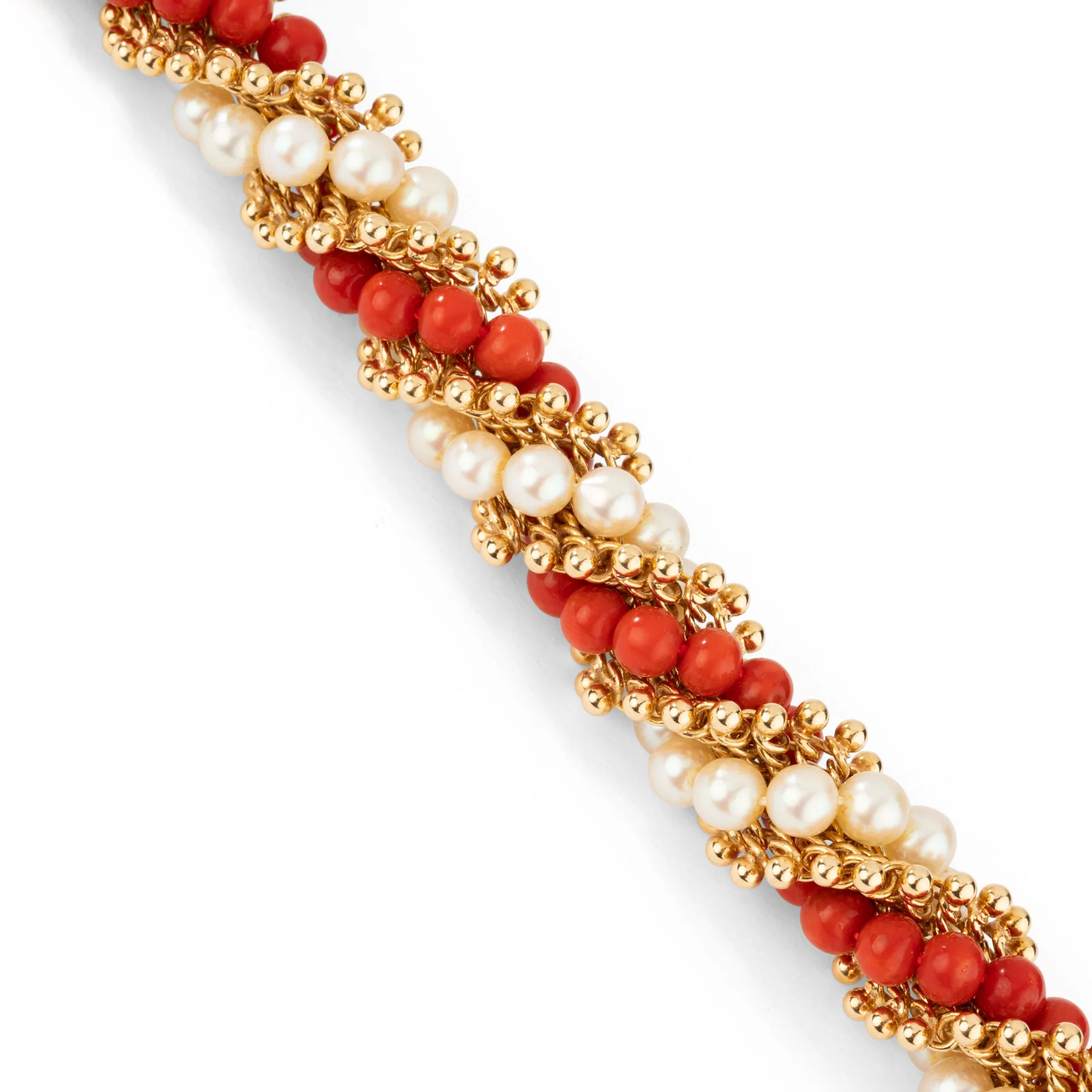 Bracelet VAN CLEEF & ARPELS, "Twist" or jaune, perles de corail et perles de culture - Image 4