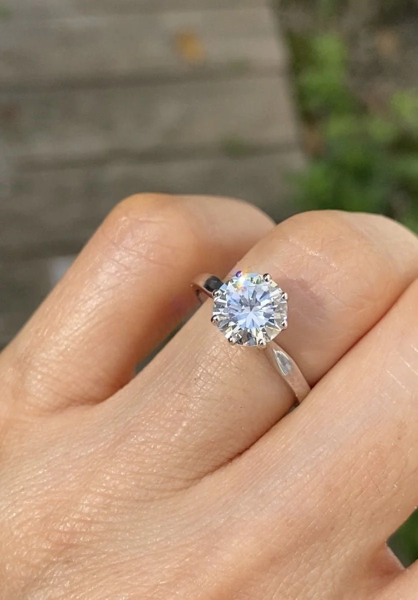 Bague solitaire en or blanc 18k et diamant - Image 5