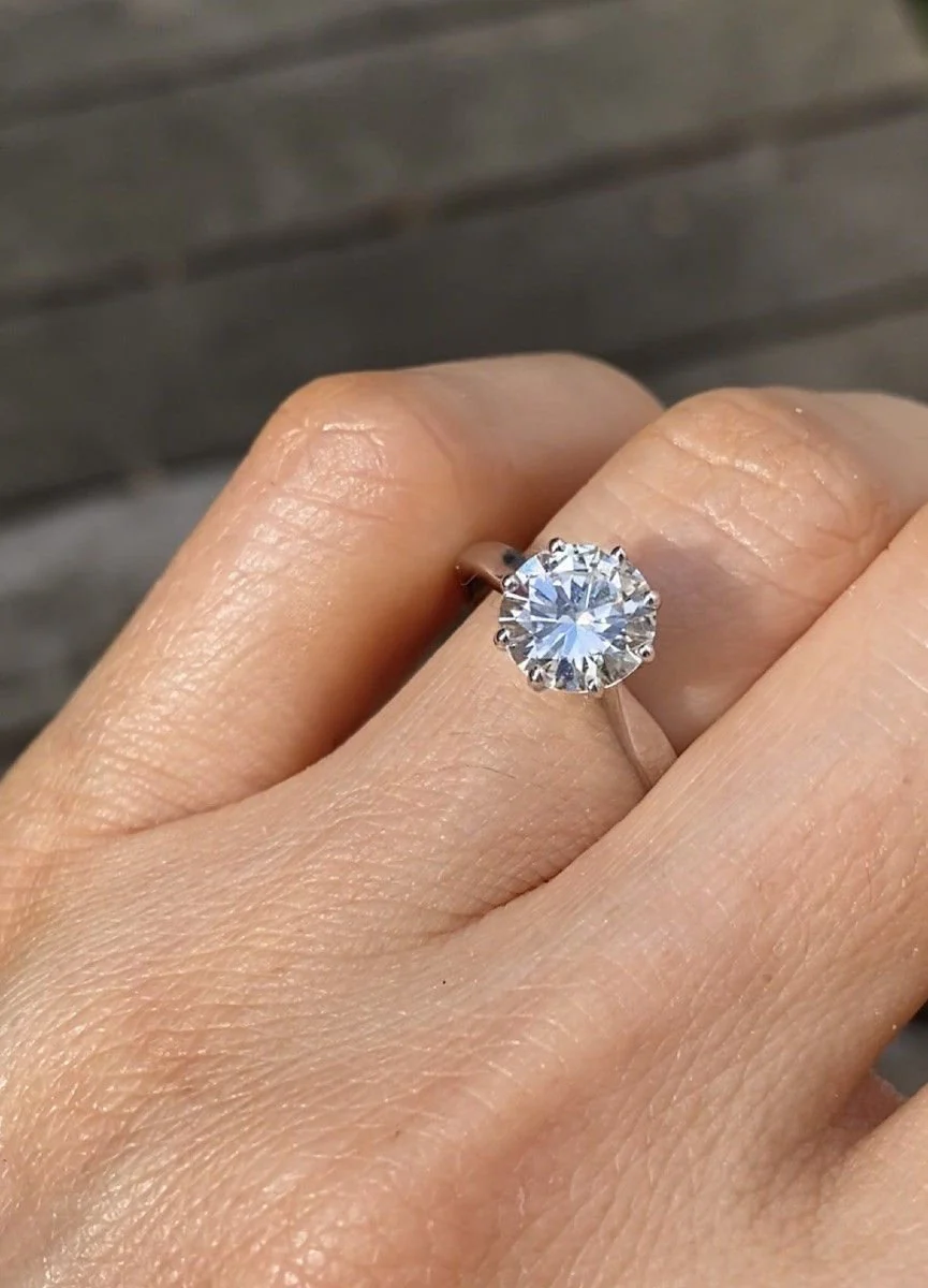 Bague solitaire en or blanc 18k et diamant - Image 6