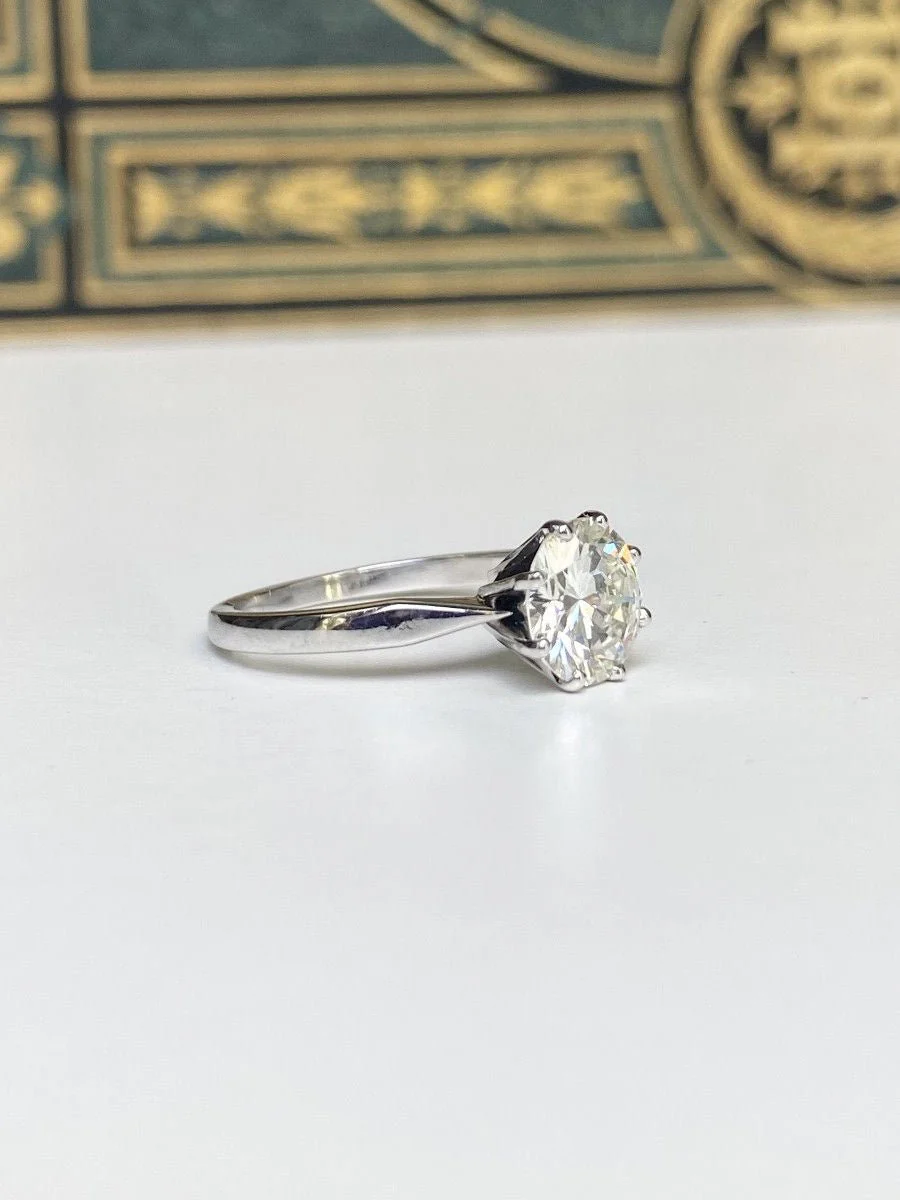 Bague solitaire en or blanc 18k et diamant - Image 9