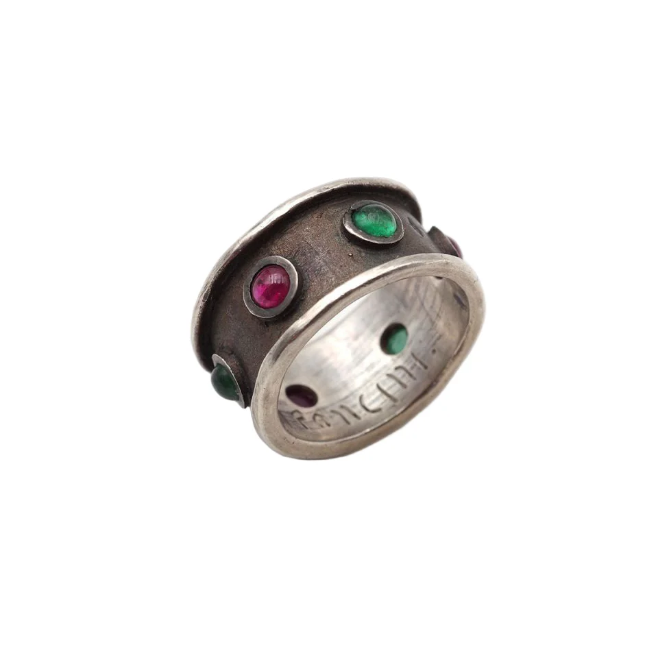 Bague Bandeau PONCINI en argent, émeraudes et rubis - Image 3