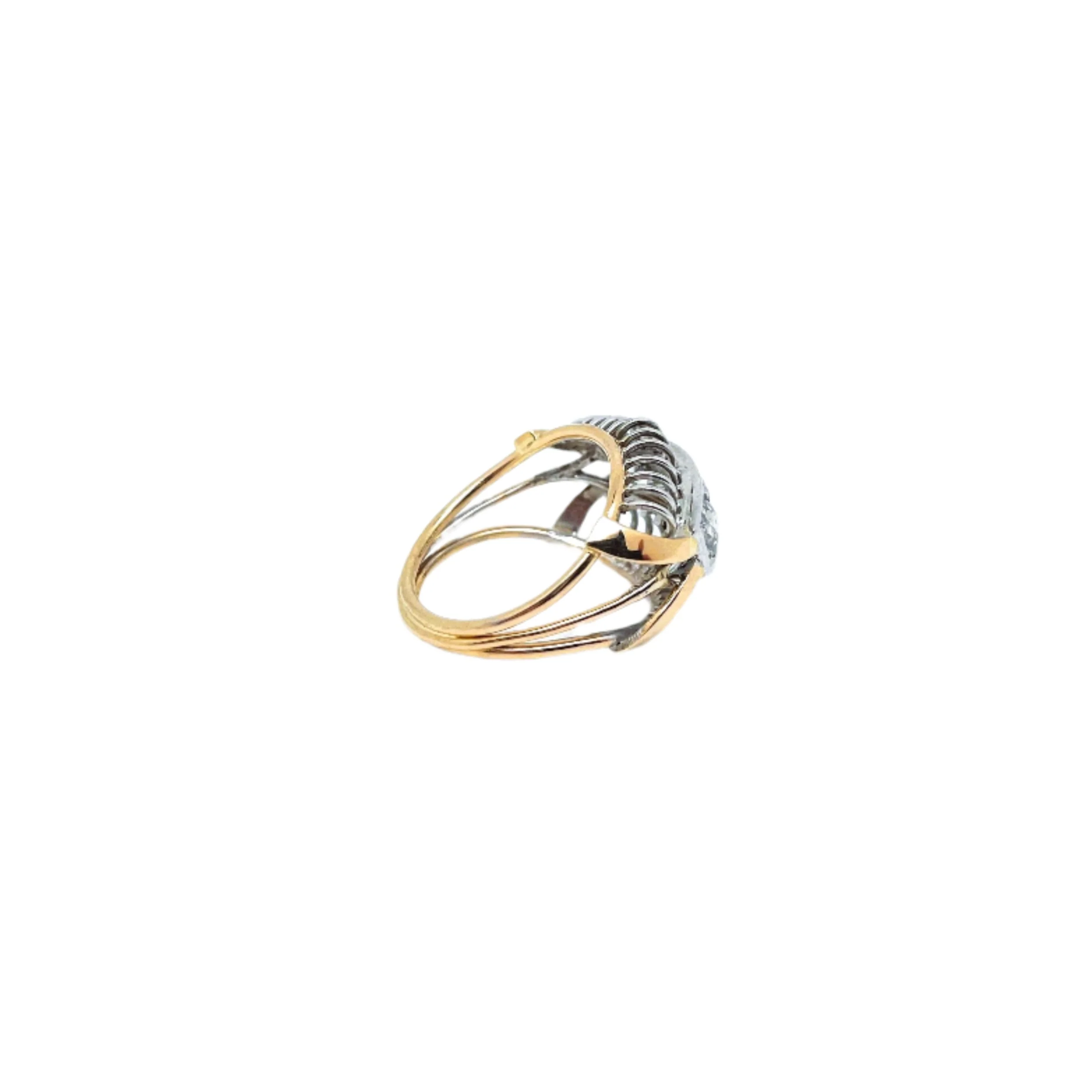 Bague Dôme Trilogie en or blanc, or jaune et diamants - Image 4