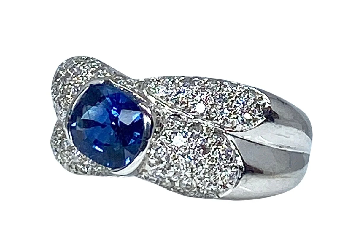Bague Jonc en or blanc saphir et diamants - Image 5