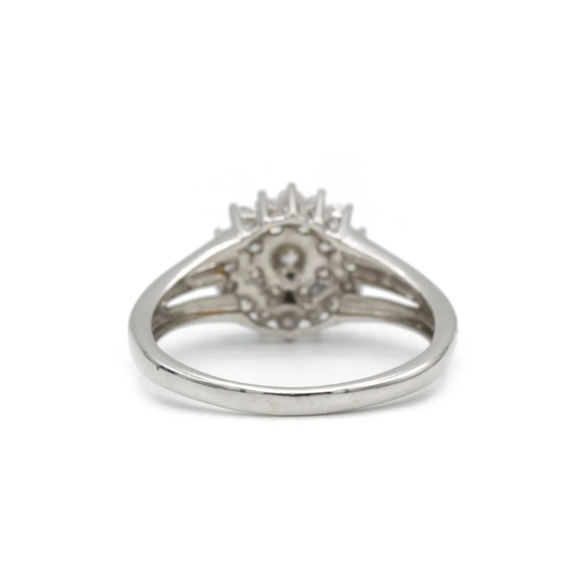 Bague en or blanc et diamants - Image 5