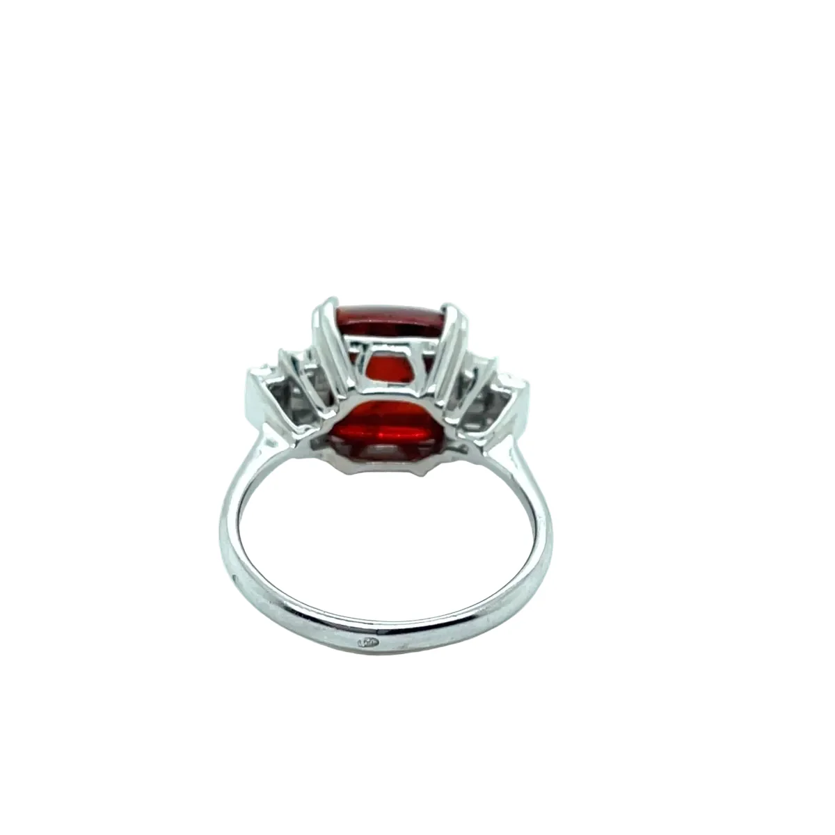 Bague en or blanc, grenat et diamants - Image 3