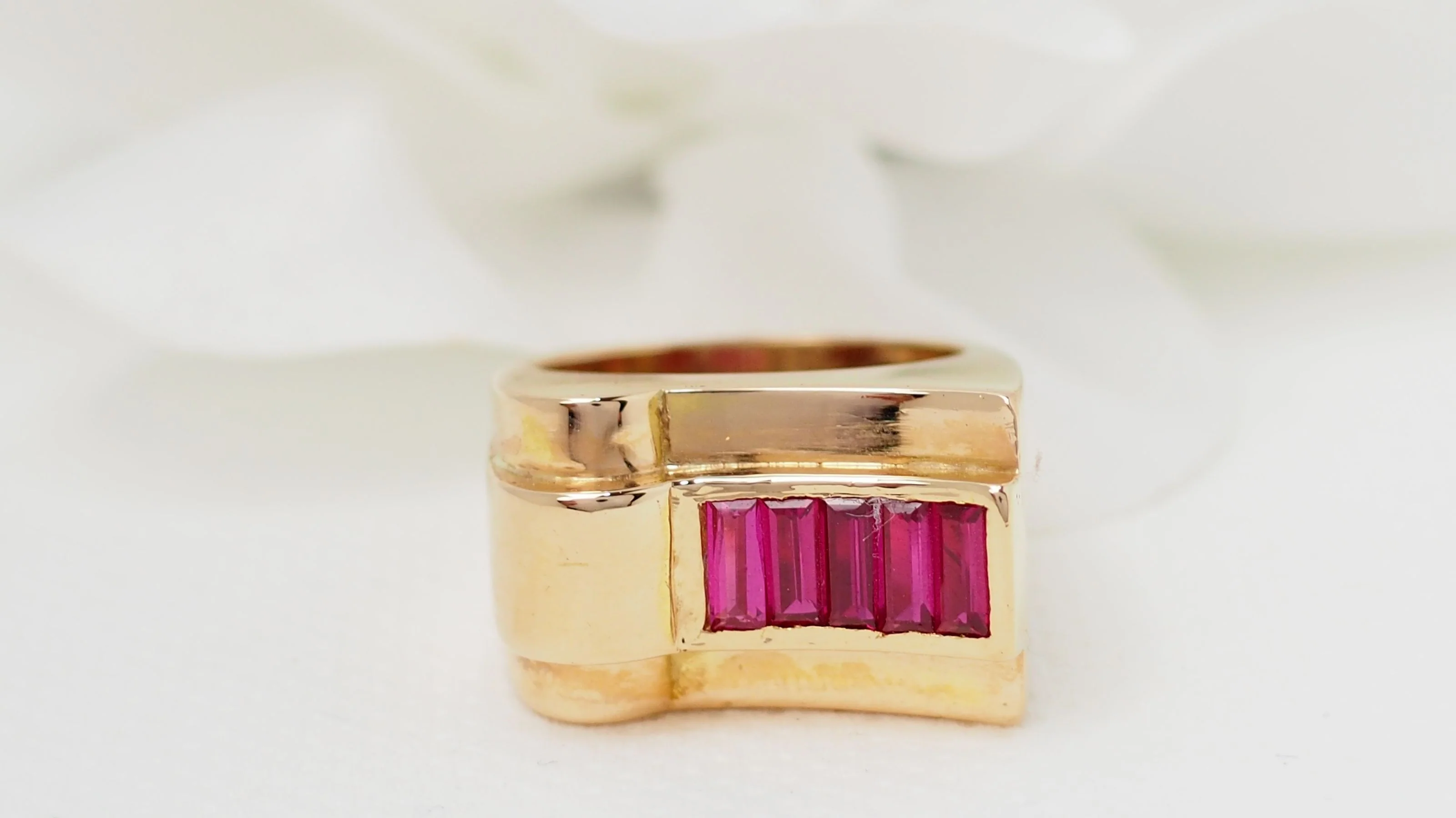 Bague Tank en jaune et rubis - Image 7