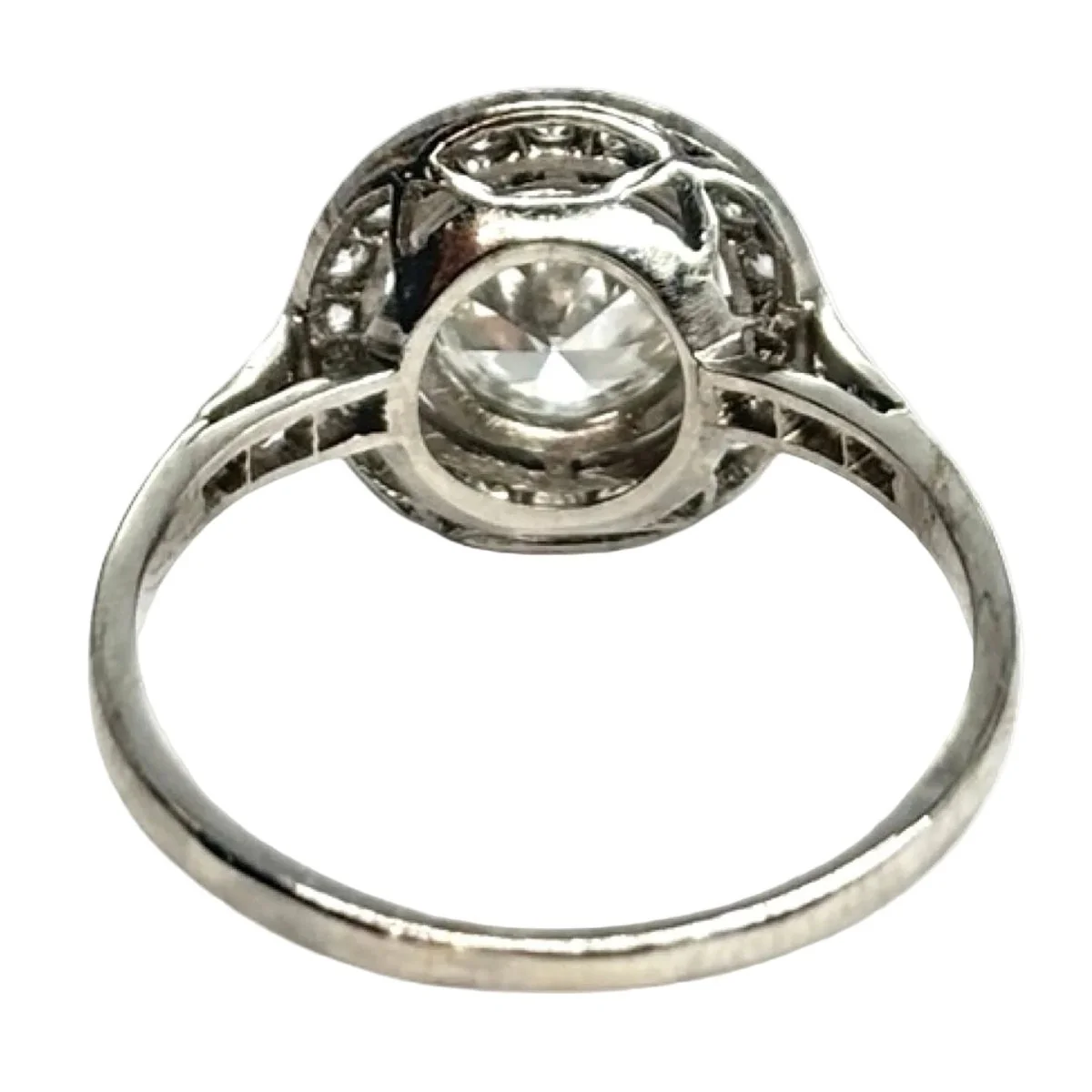 Bague Entourage en platine et diamants - Image 4