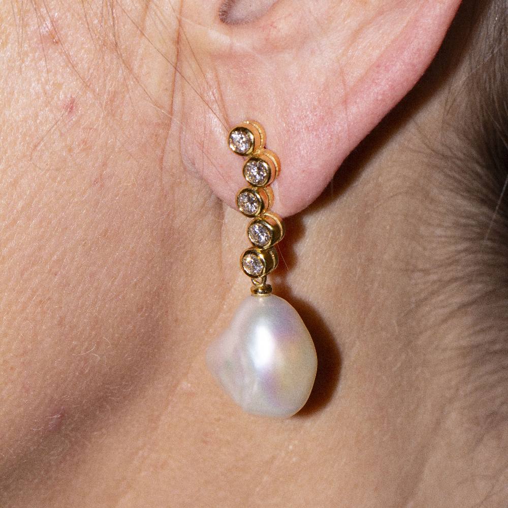 Boucles d'oreilles STILL en or jaune, perles et diamants - Image 2