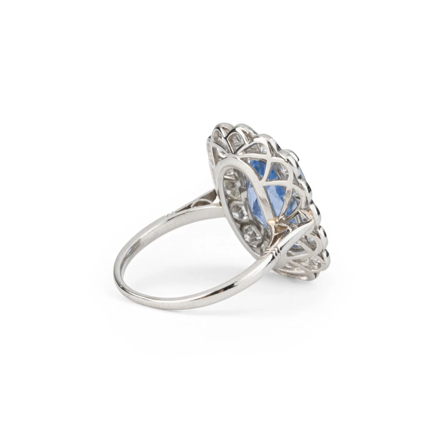 Bague Marguerite en platine, saphir et diamants - Image 4
