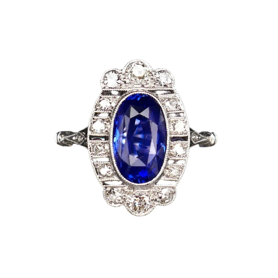 Bague Art Déco en or blanc, saphir et diamants