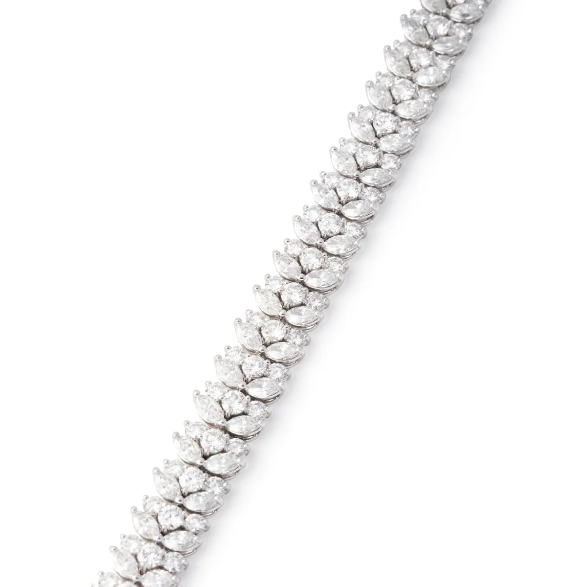 Bracelet TIFFANY & CO. "Feuillages" en platine et diamants - Image 3