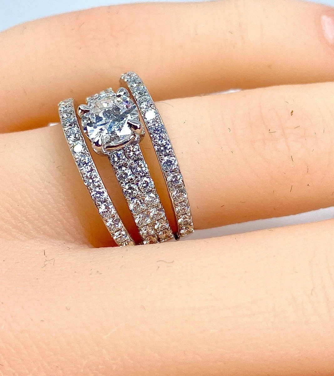 Bague en or blanc 18 carats et diamants - Image 4