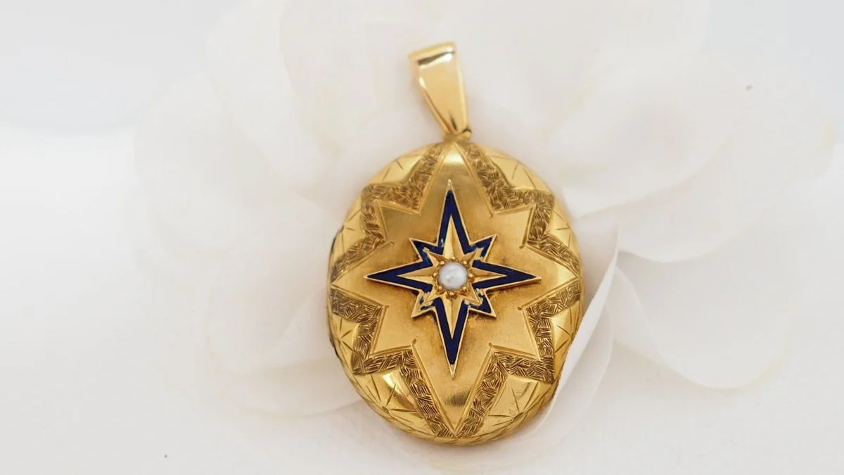 Pendentif Porte Photo Email et Perle