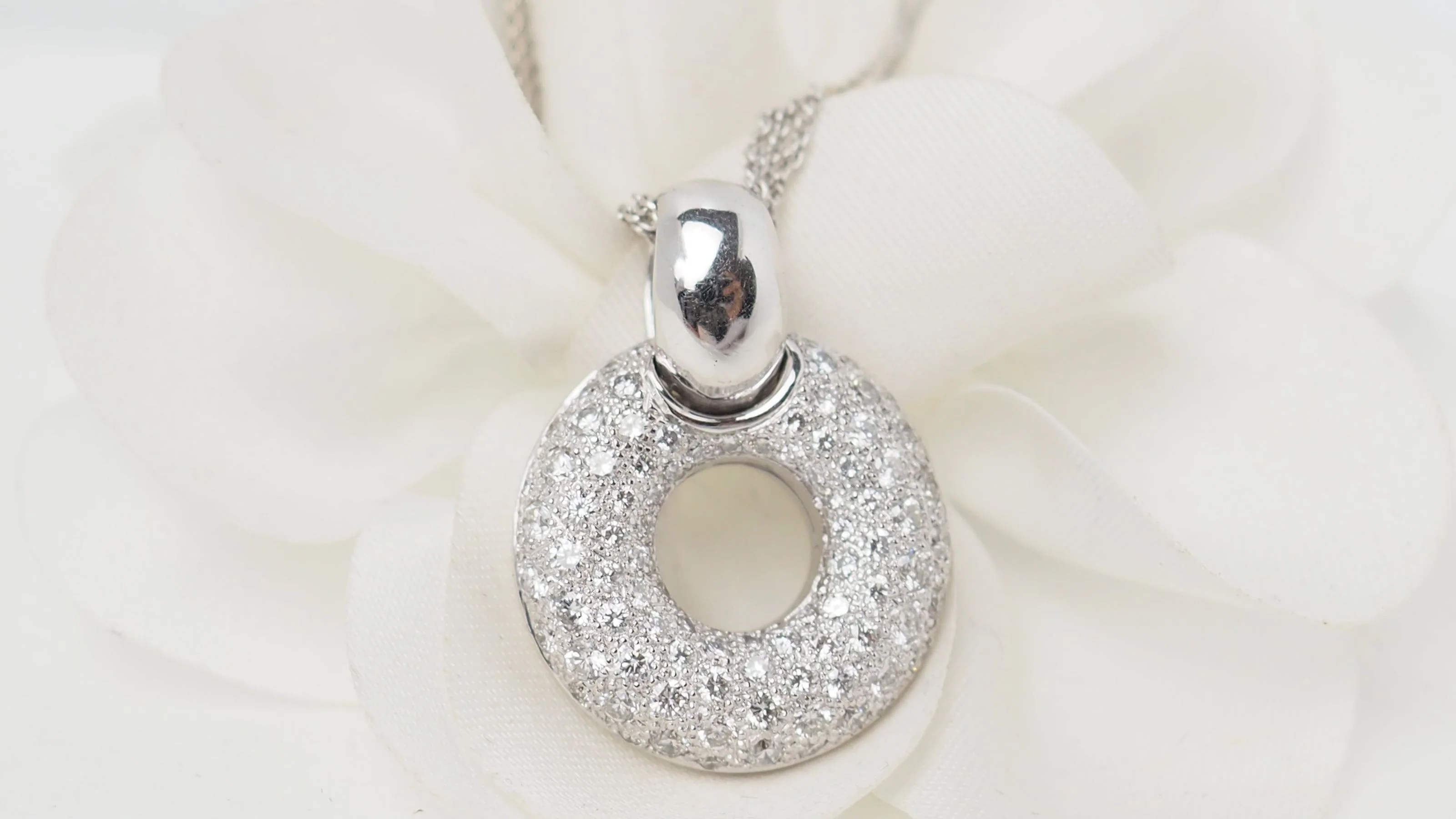 Collier en or blanc et diamants - Image 6