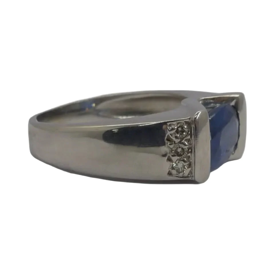 Bague en or blanc, Saphir, et diamants - Image 5