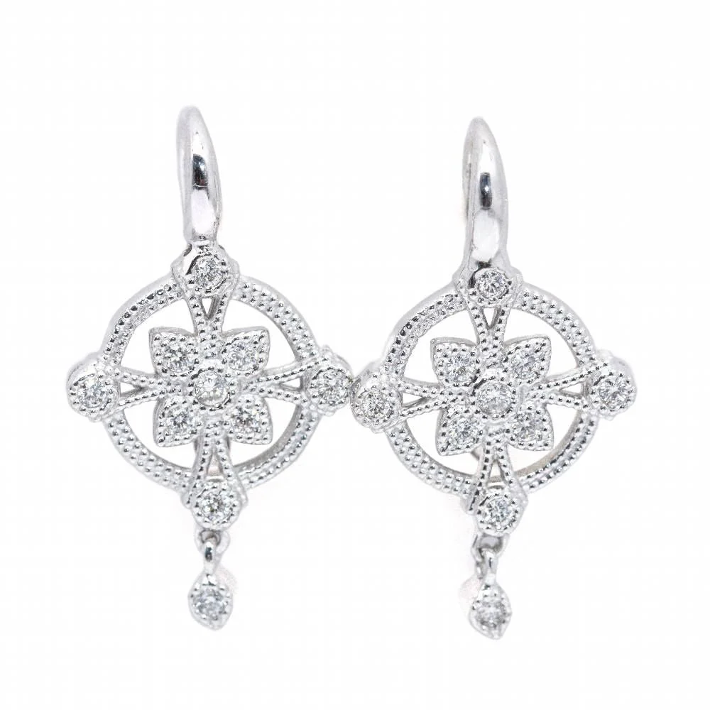 Boucles d'oreilles en or blanc et diamants
