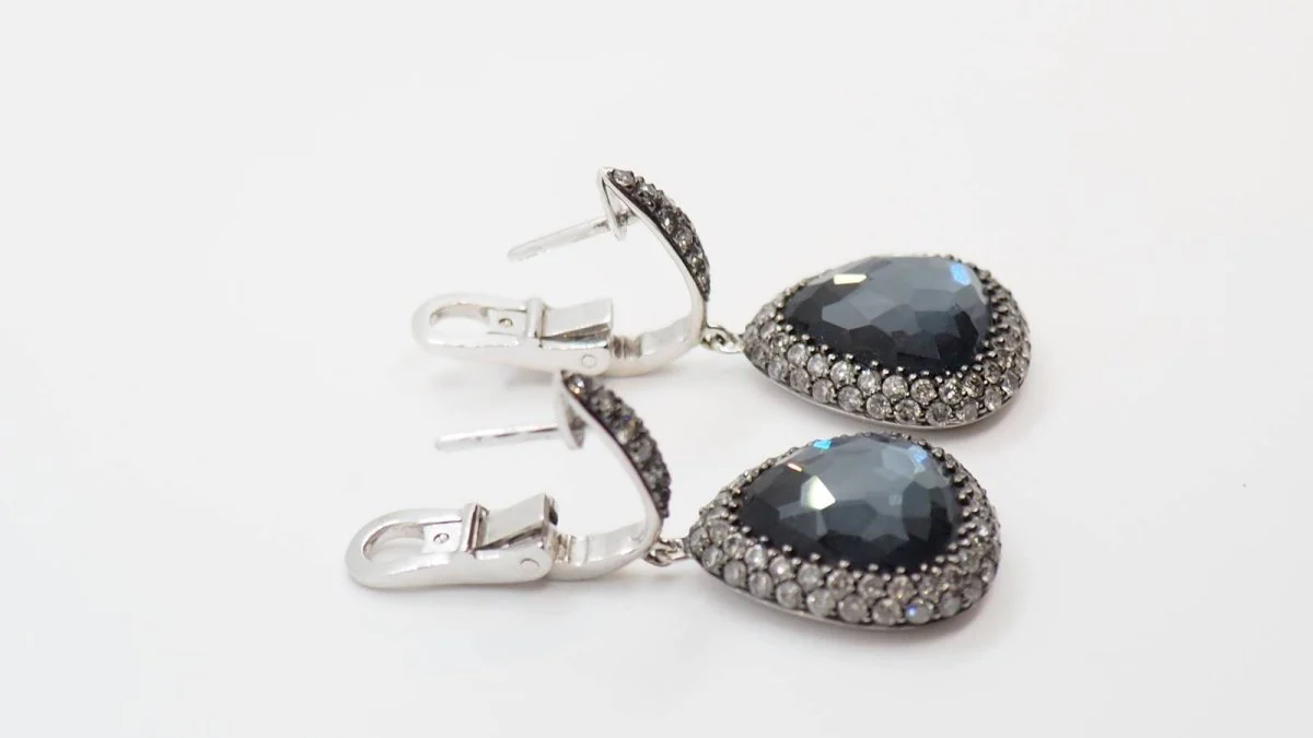 Boucles d'oreilles en or blanc, quartz et diamants - Image 5