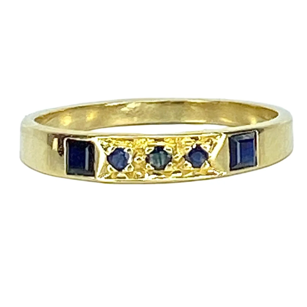 Bague en or jaune et saphirs