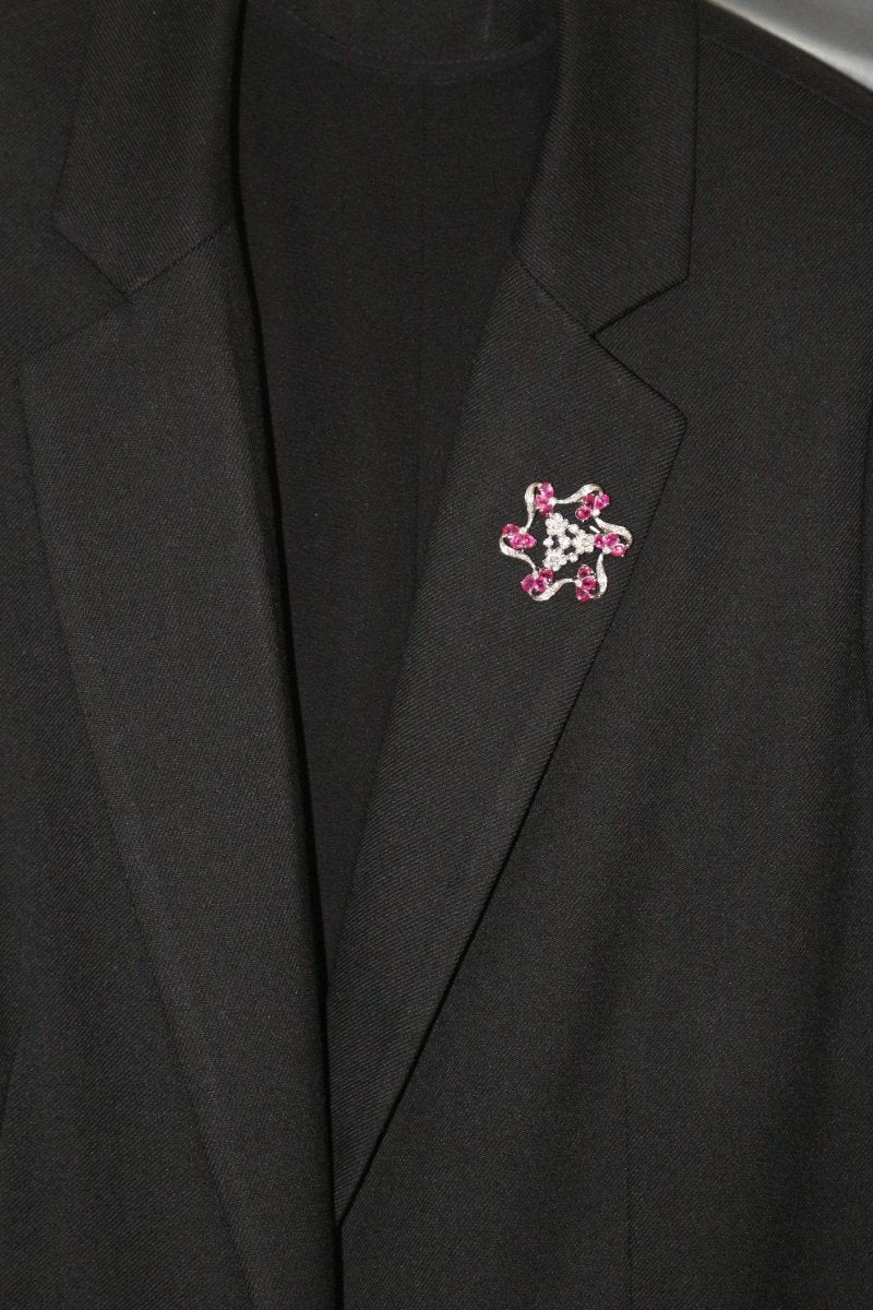 Broche Or Blanc Motif Fleur Tourbillonnant - Image 7