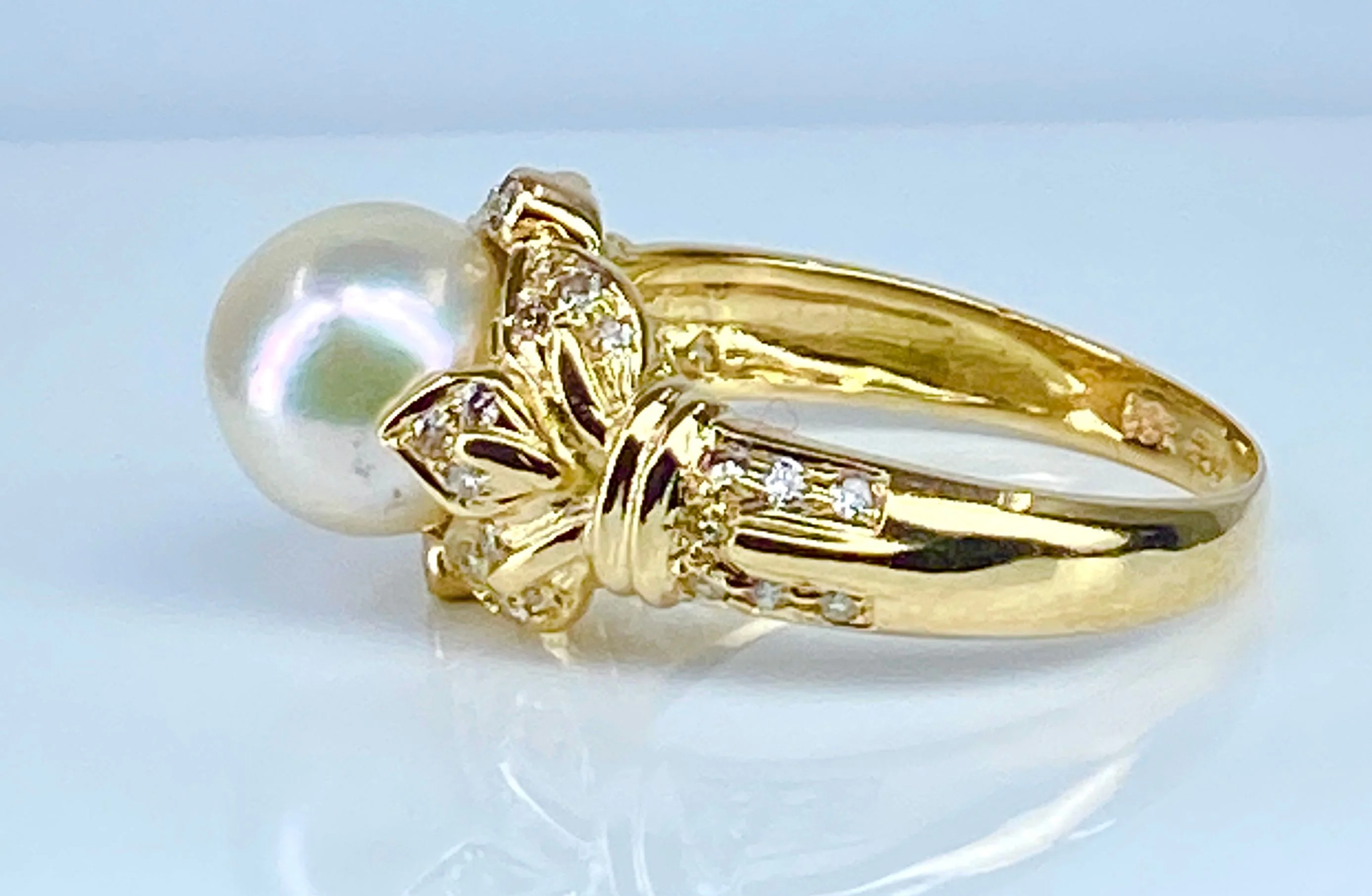 Bague en or jaune 18 carats, perle et 38 diamants. - Image 3