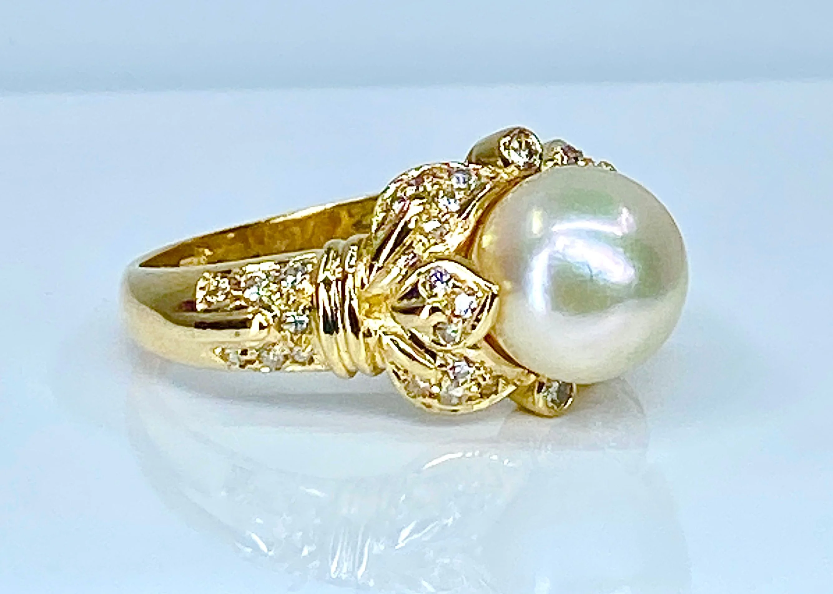 Bague en or jaune 18 carats, perle et 38 diamants. - Image 5