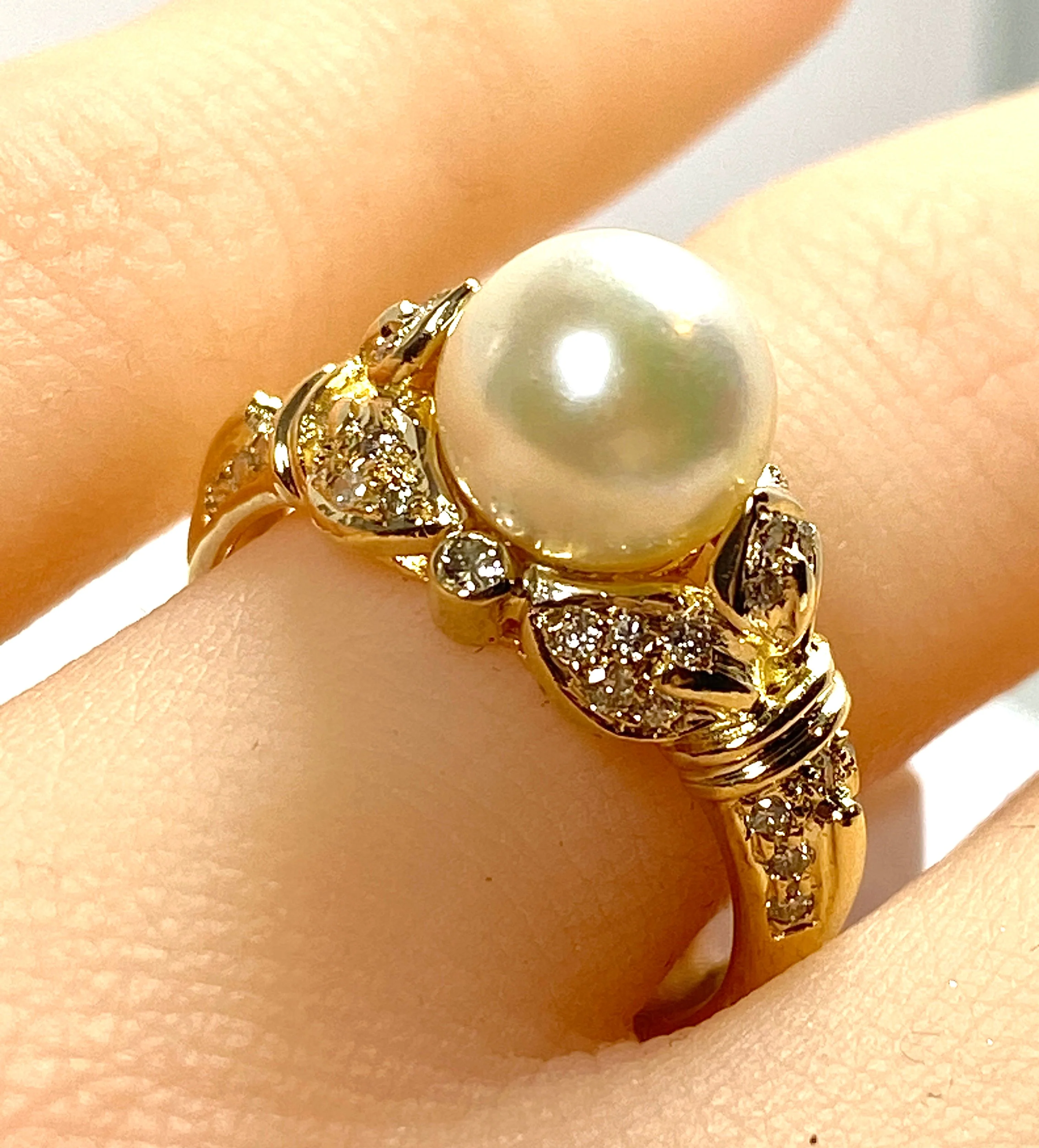 Bague en or jaune 18 carats, perle et 38 diamants. - Image 6