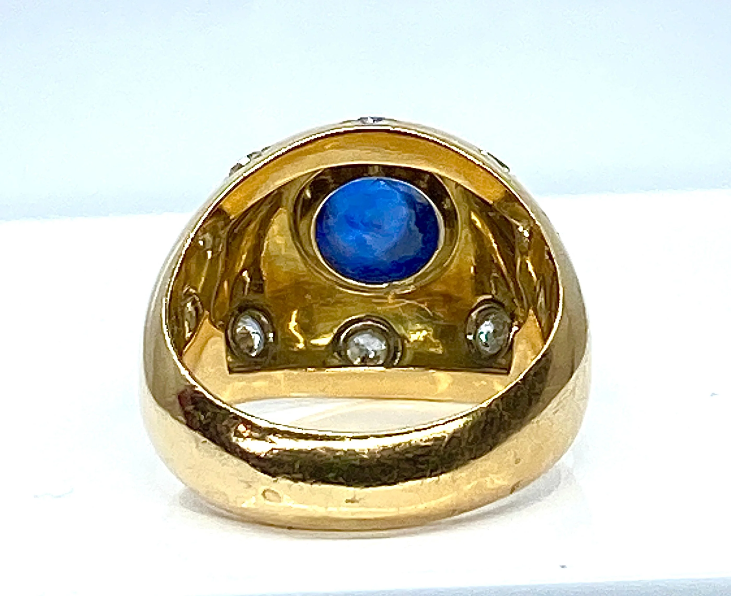 Bague en or jaune 18 carats, saphir 5,10 carats Ceylan non chauffé et diamants - Image 9