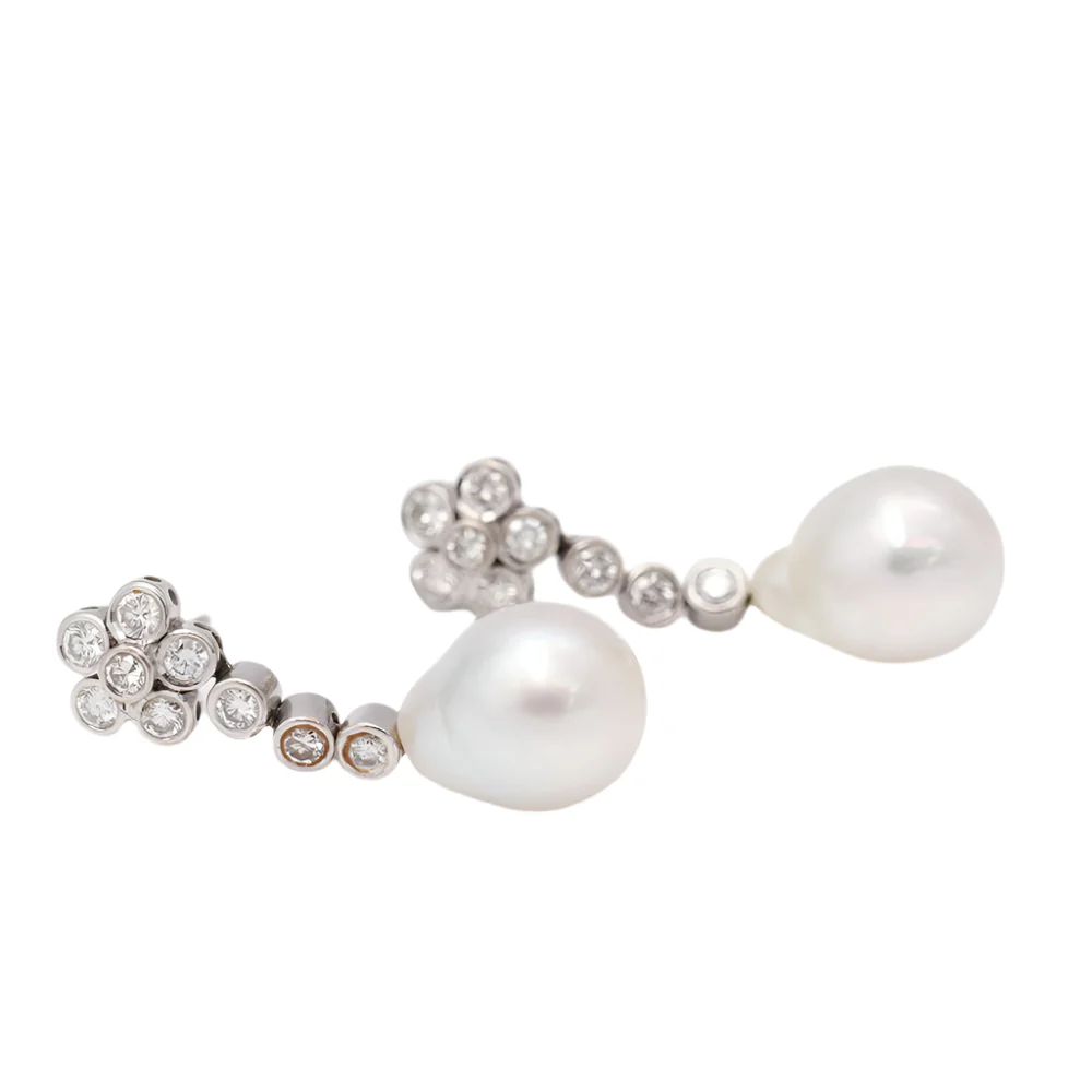 Boucles d'oreilles Pendantes en or, perles et diamants