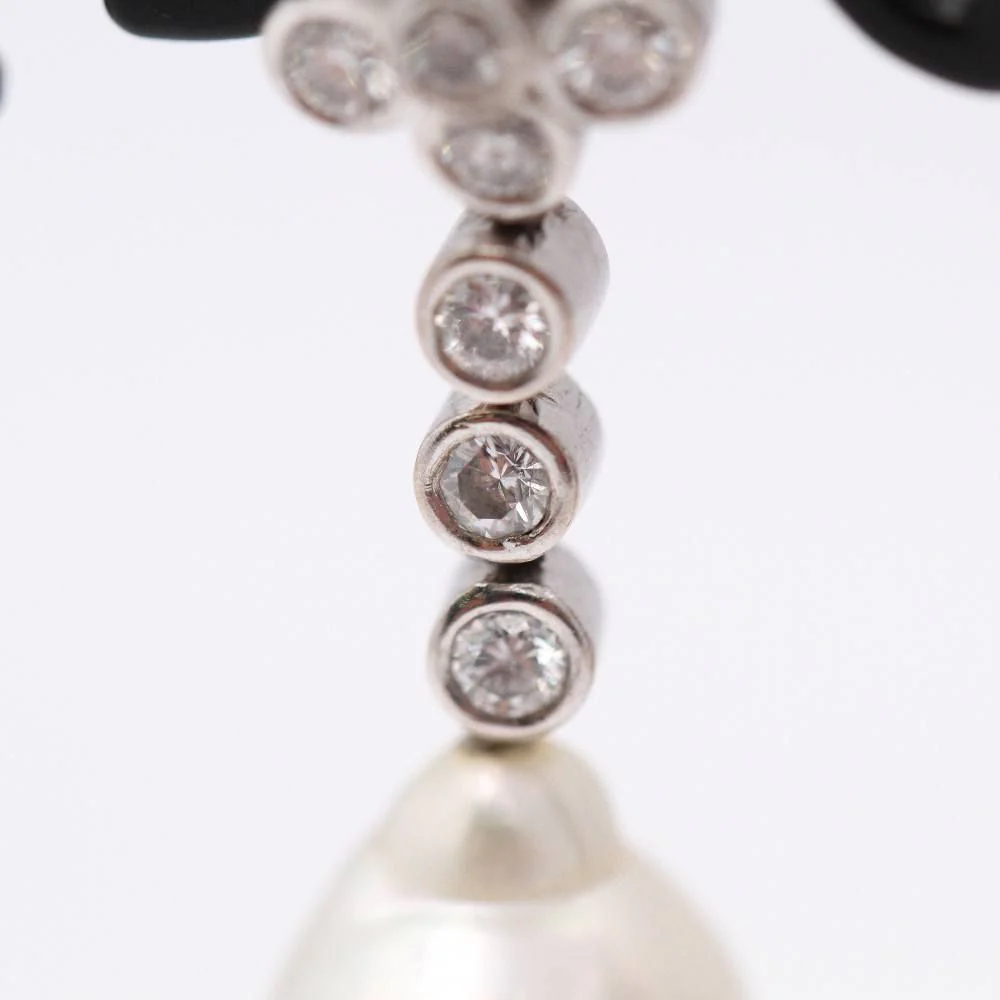 Boucles d'oreilles Pendantes en or, perles et diamants - Image 4