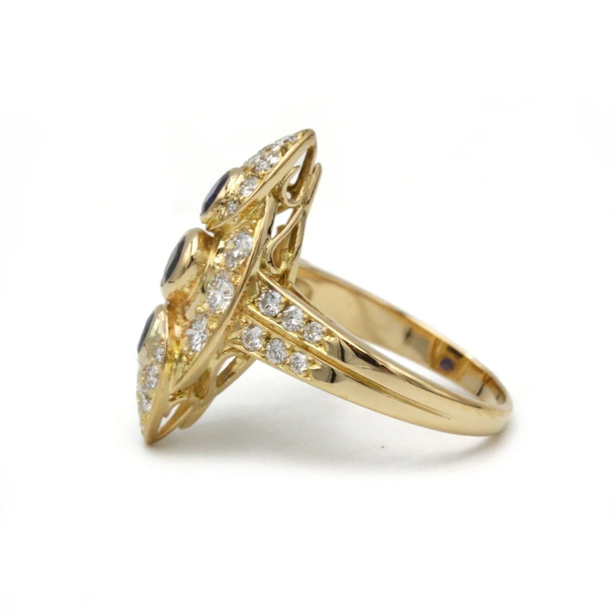 Bague Trilogie en or jaune, saphirs et diamants - Image 2