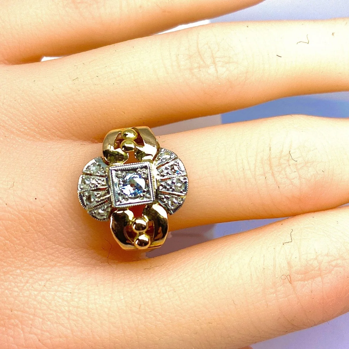 Bague Tank en or jaune et diamants - Image 6