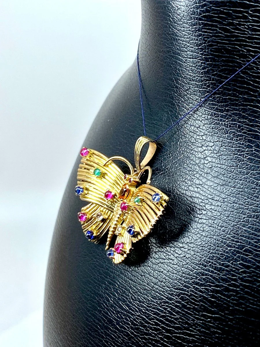 Pendentif papillon en or jaune 18 carats et pierres précieuses - Image 4