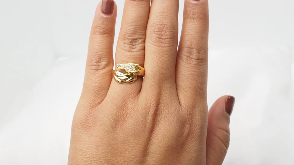 Bague Tête de cheval en or jaune et diamants - Image 2