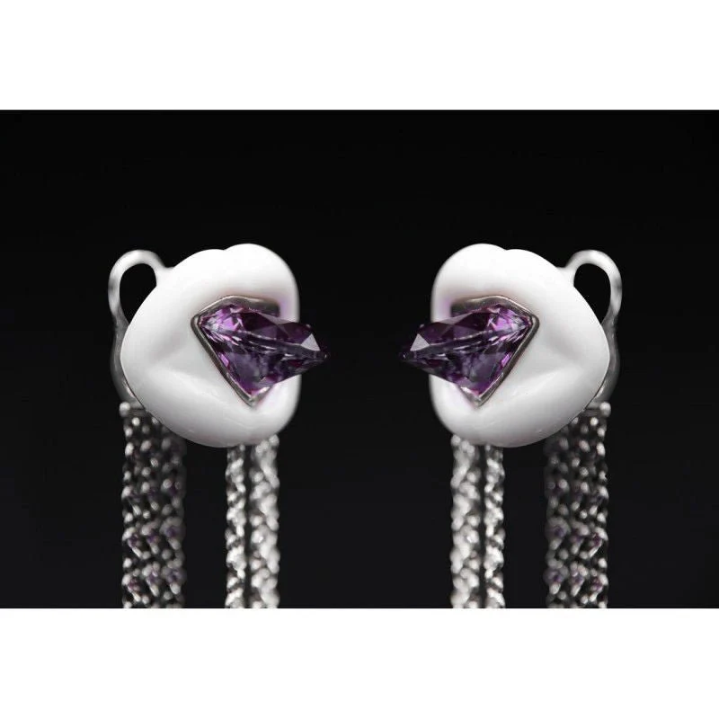 Boucles d'oreilles Lydia Courteille céramique blanche or blanc diamants améthyste - Image 4