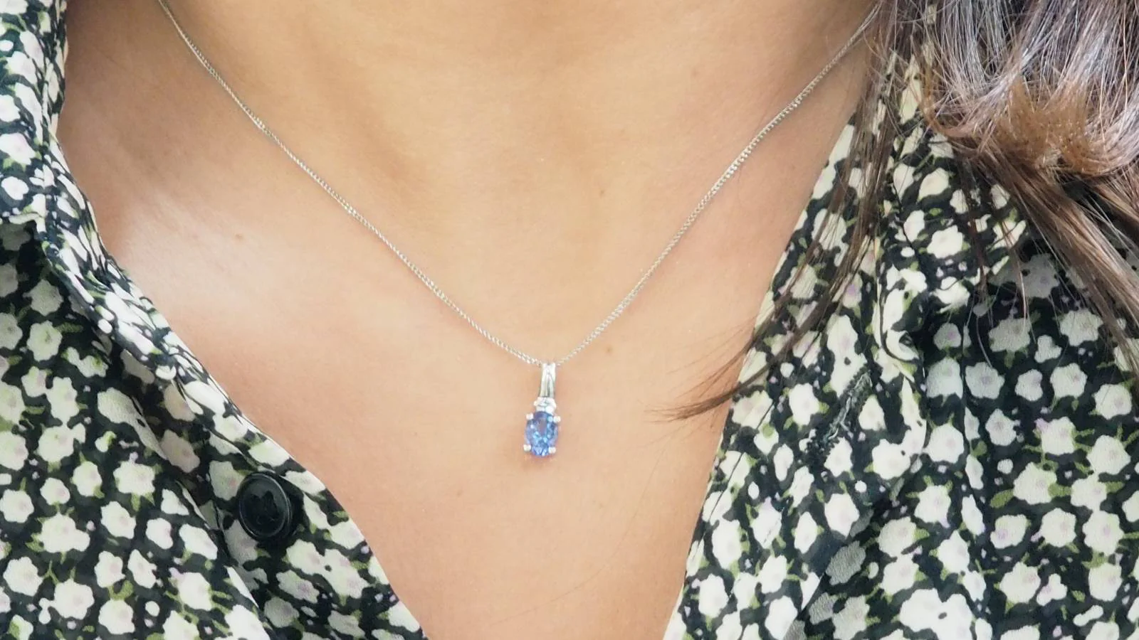 Collier en or blanc, tanzanite et diamants - Image 2