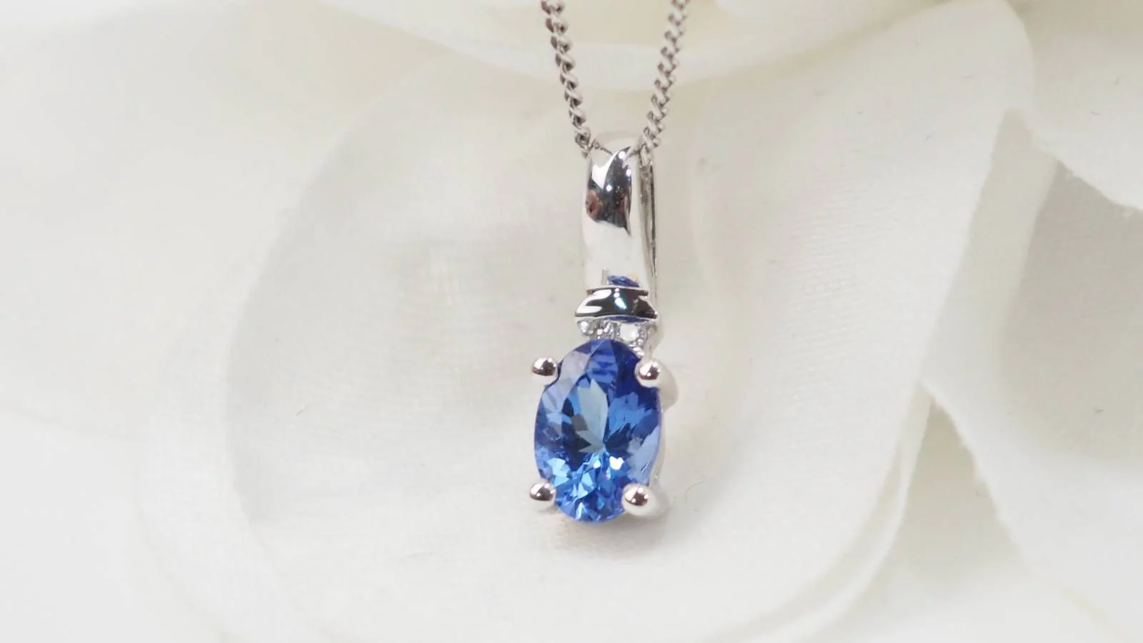 Collier en or blanc, tanzanite et diamants - Image 5