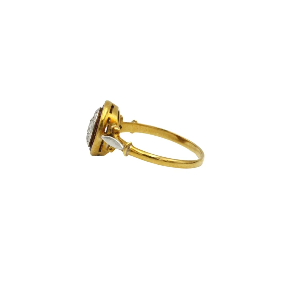 Bague en or jaune, diamants et rubis - Image 2