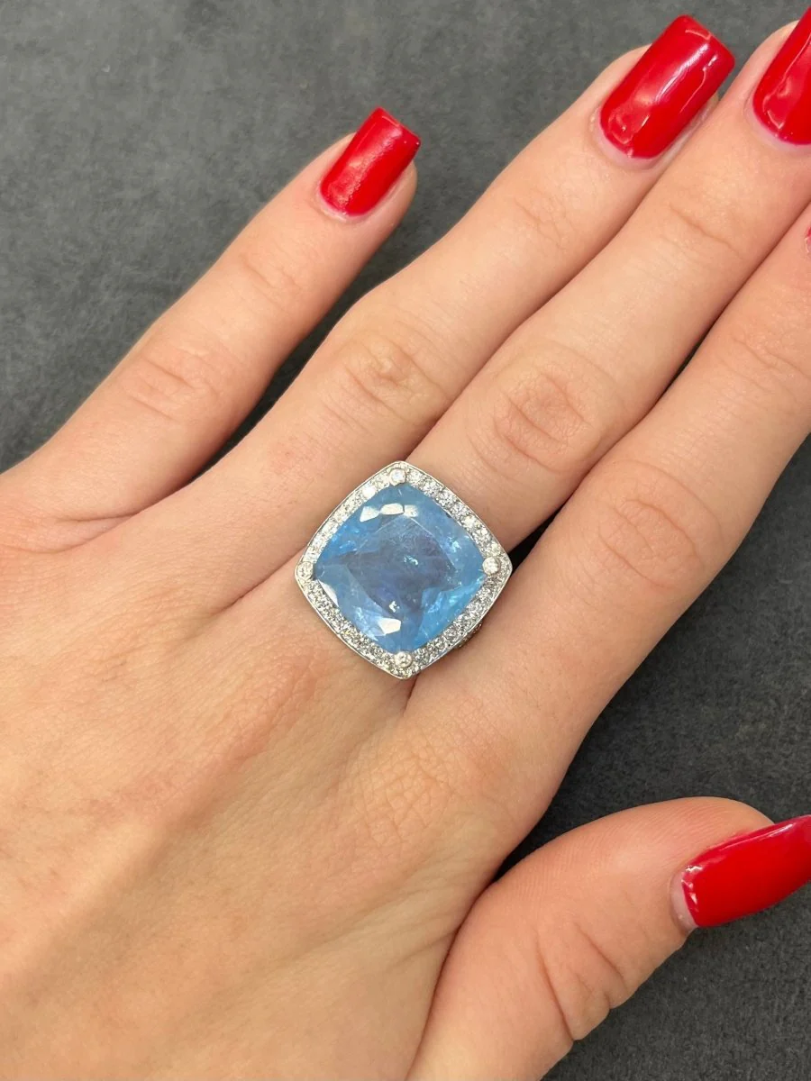 Bague or blanc Aigue-marine 11,12 ct et diamants - Image 2