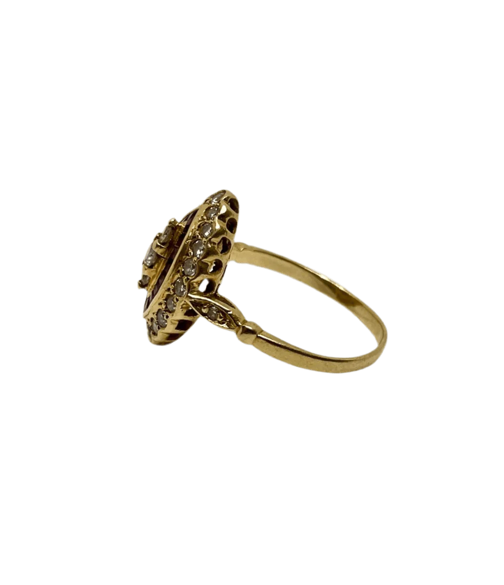 Bague Marquise en or jaune, rubis et diamants - Image 2
