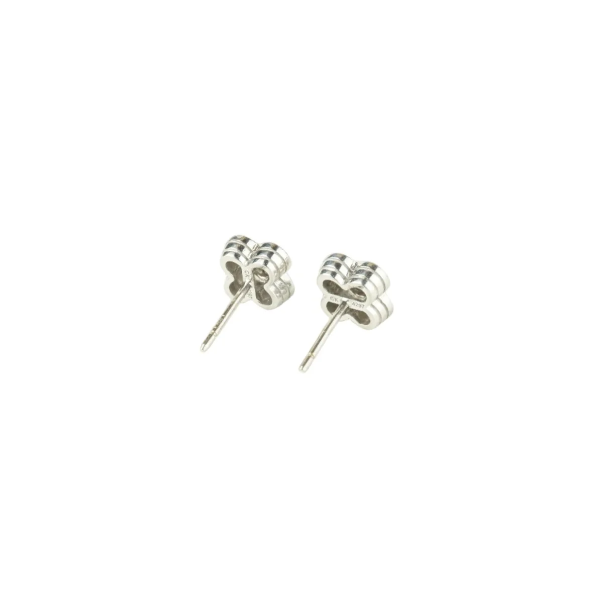 Boucles d'oreilles MAUBOUSSIN or gris et diamants - Image 4